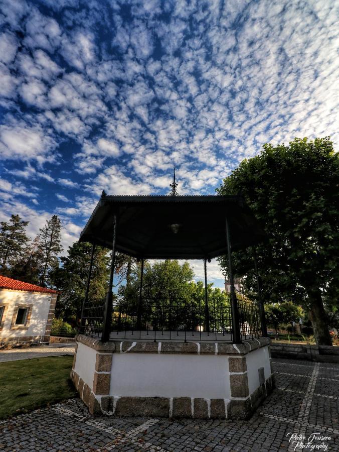 Casa Luis De Camoes - Boutique & Literary House Pensionat Santar Exteriör bild